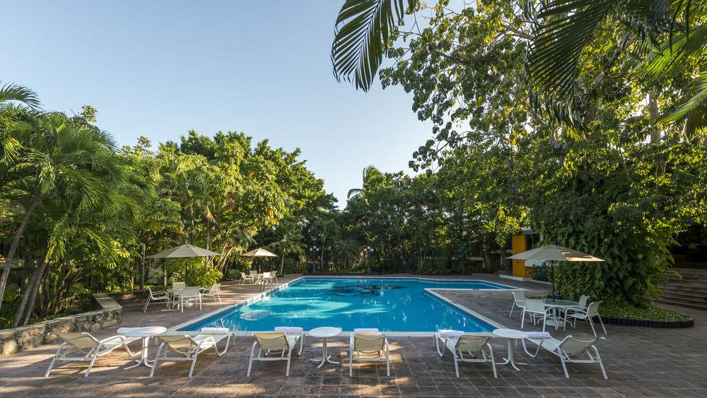 Hs Hotsson Hotel Tampico Extérieur photo