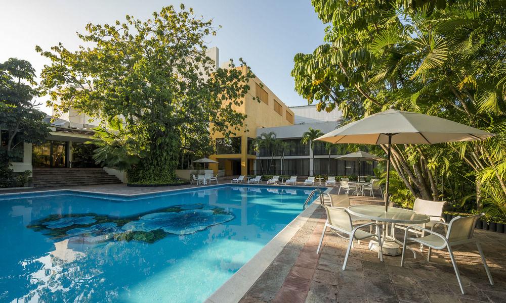 Hs Hotsson Hotel Tampico Extérieur photo