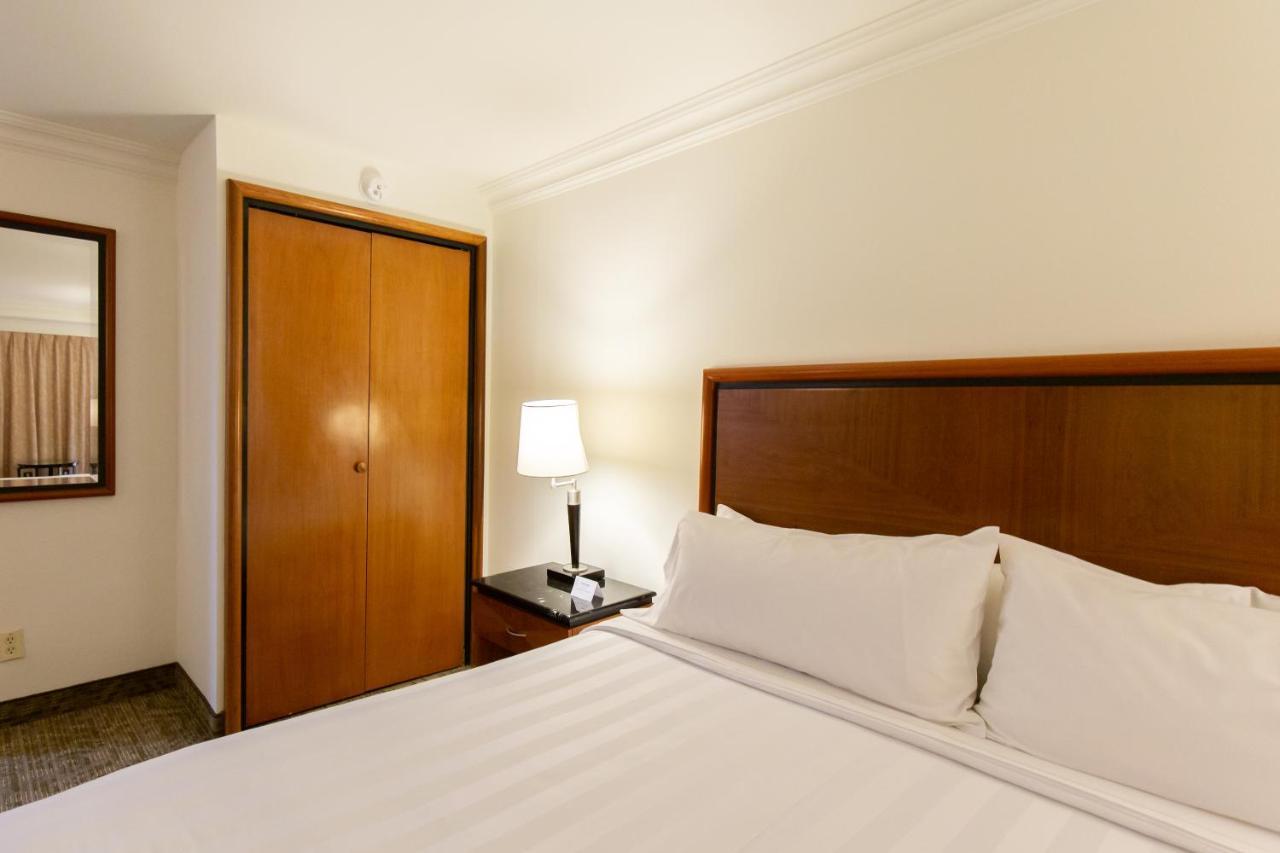 Hs Hotsson Hotel Tampico Extérieur photo