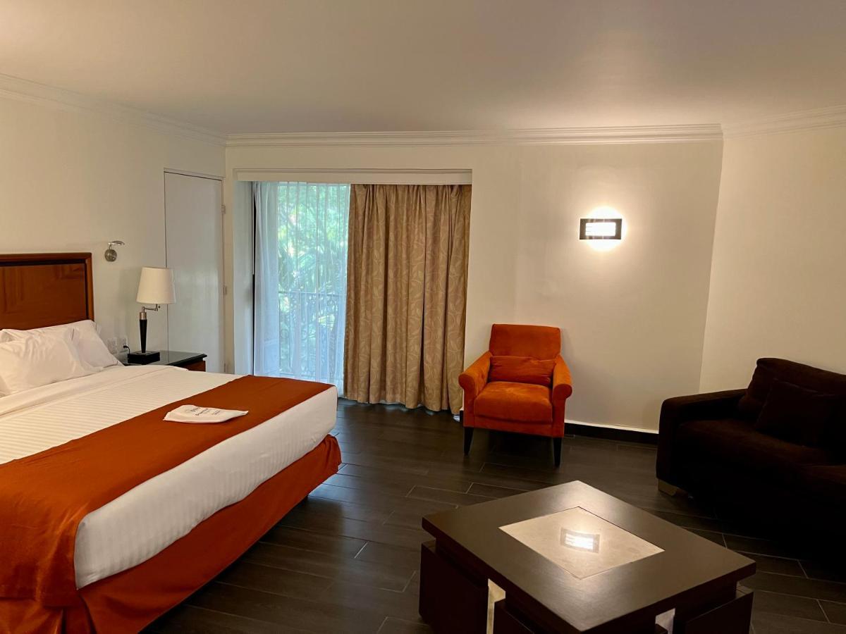 Hs Hotsson Hotel Tampico Extérieur photo